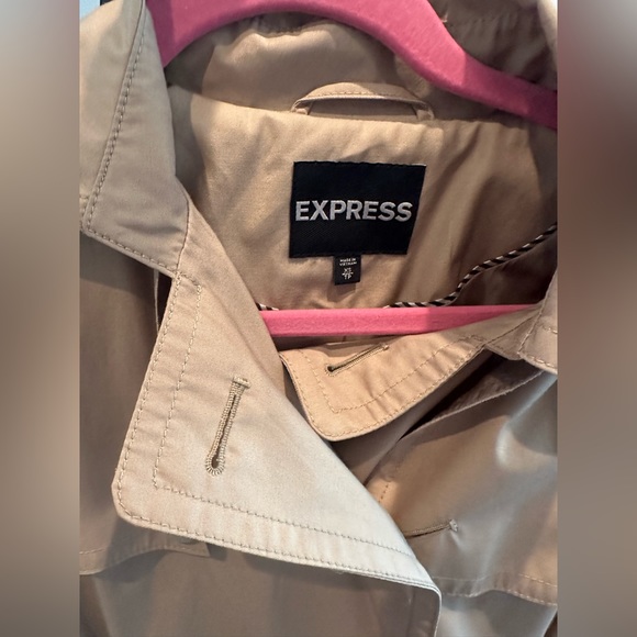 Express Double Breasted belted trench coat - Picture 4 of 4